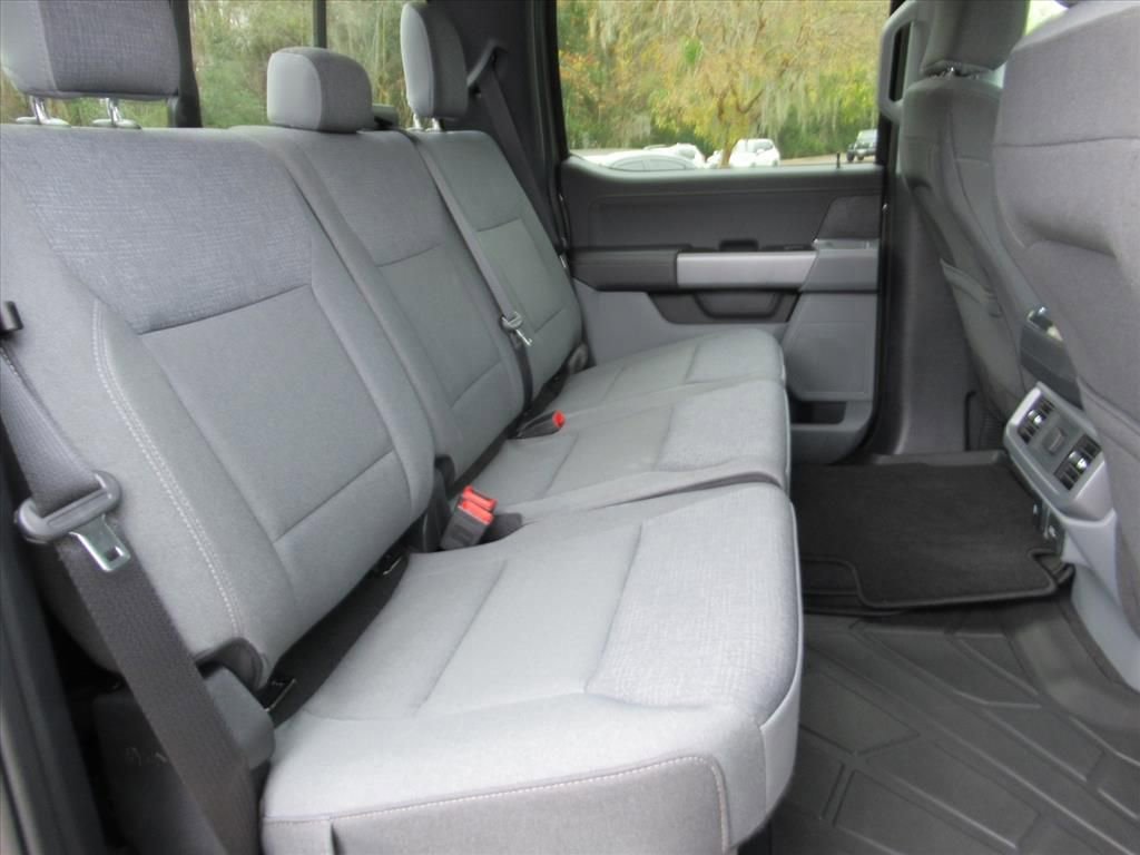 Used 2025 Ford F150 XLT w/ Equipment Group 302A MID image 32