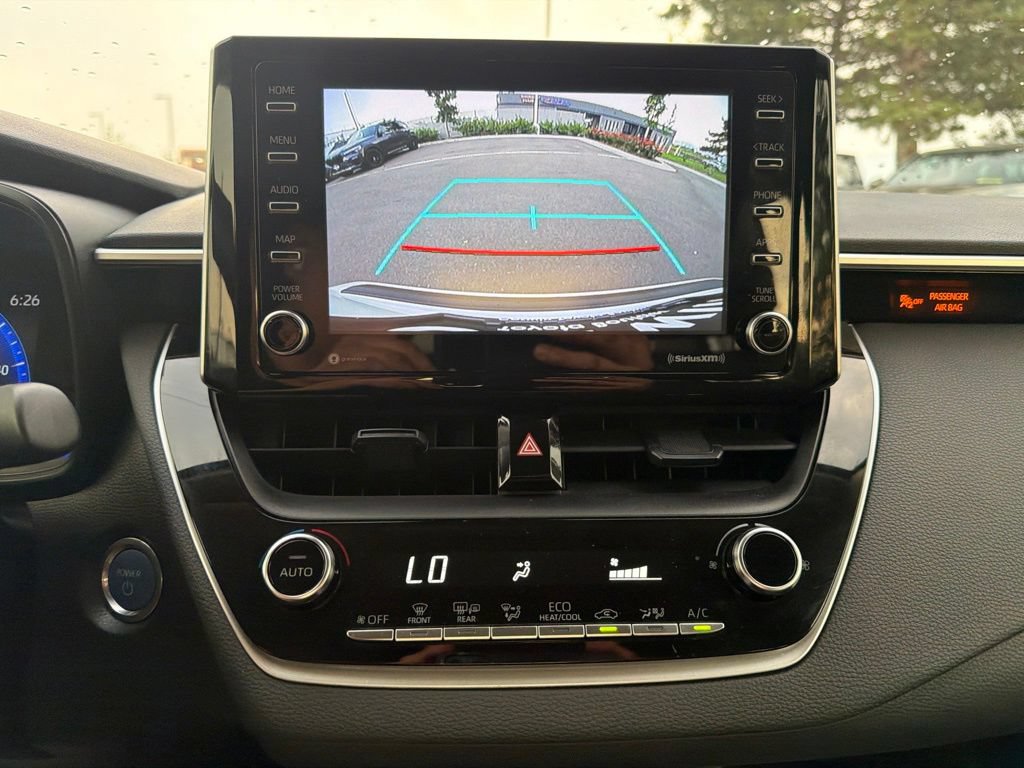 Used 2021 Toyota Corolla LE w/ Carpet Mat Package (TMS) FWD image 31