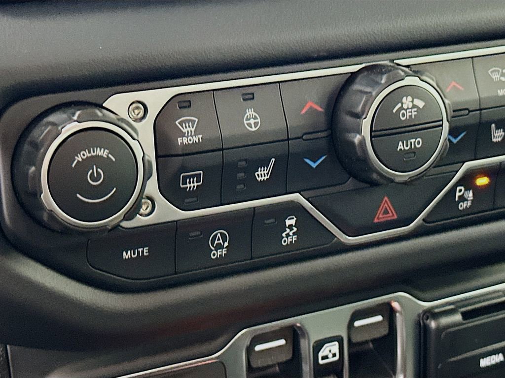 New 2026 Jeep Gladiator Mojave AWD/4WD image 27