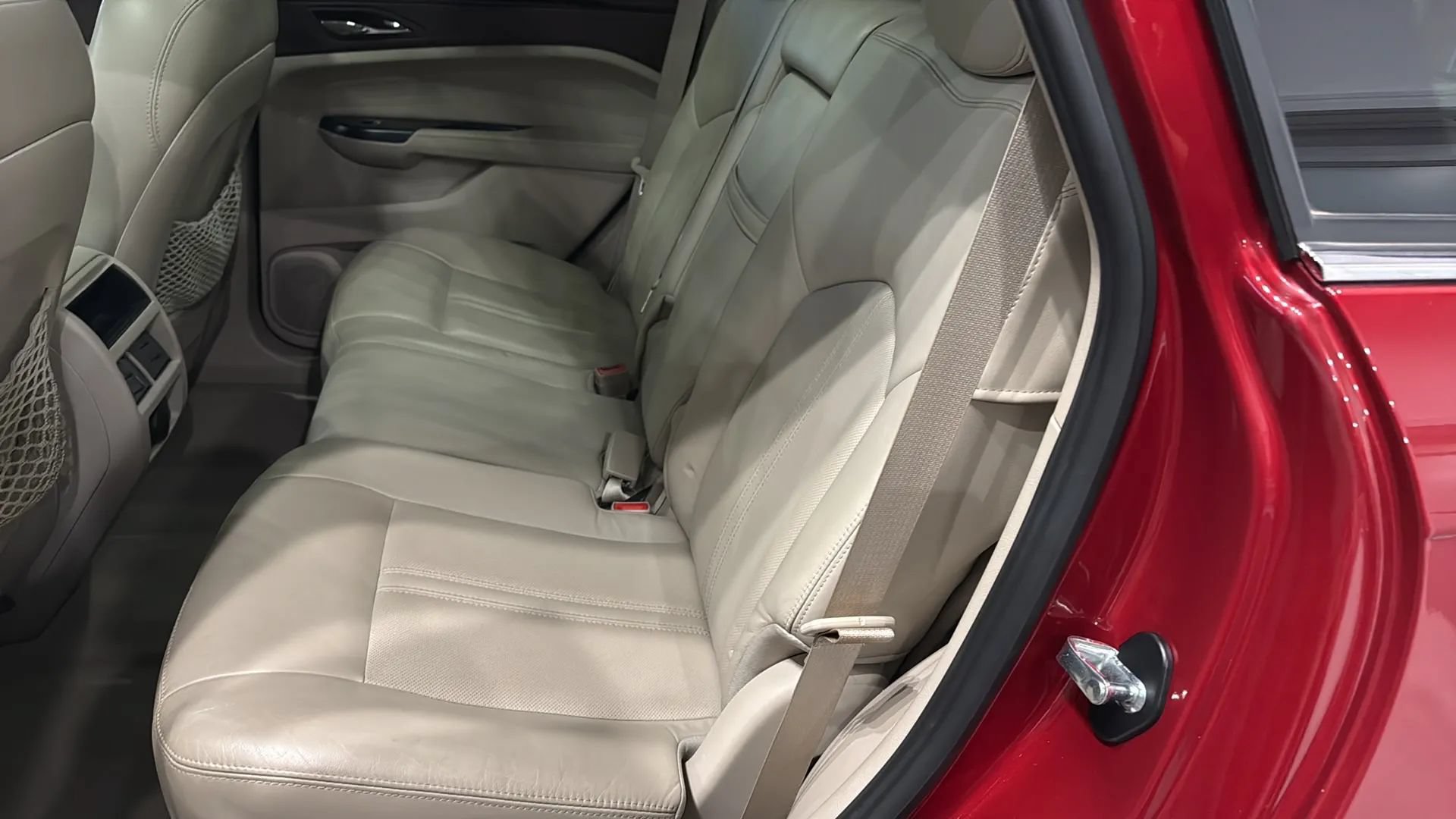 Used 2015 Cadillac SRX Luxury w/ Driver Awareness Package FWD image 34