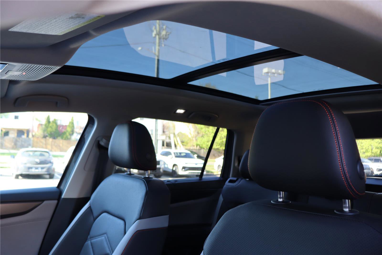 New 2026 Volkswagen Atlas Peak Edition image 21