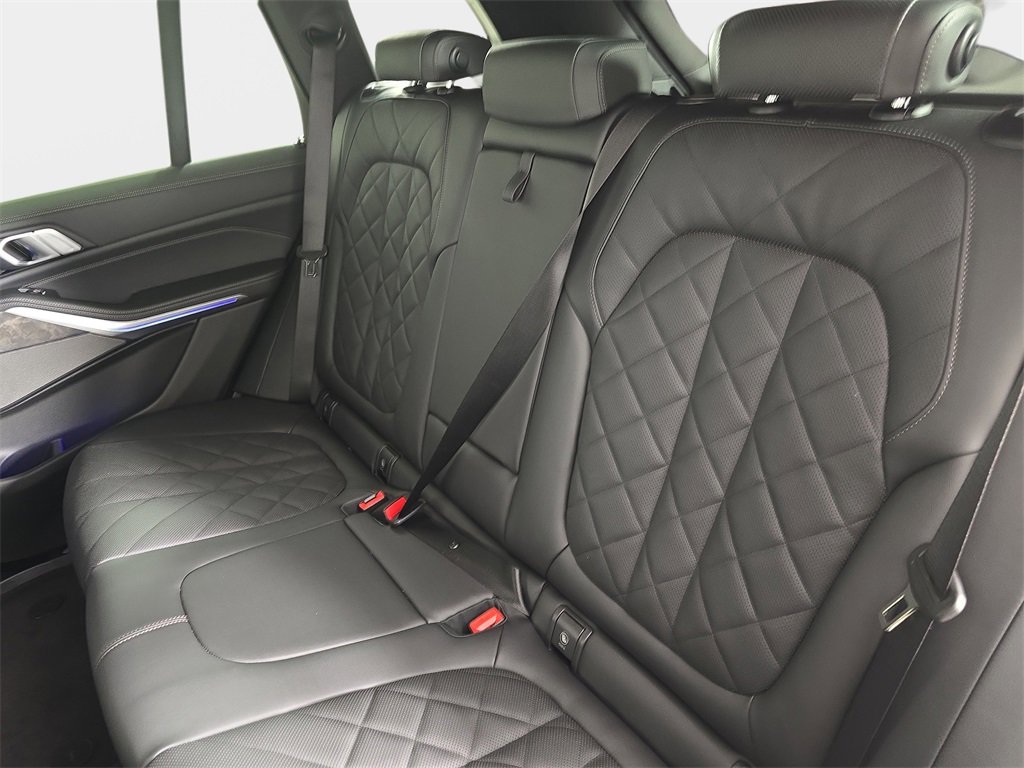 New 2026 BMW X5 xDrive40i w/ Premium Package image 14