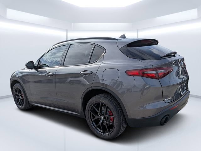 Used 2020 Alfa Romeo Stelvio w/ Nero Edizione image 5