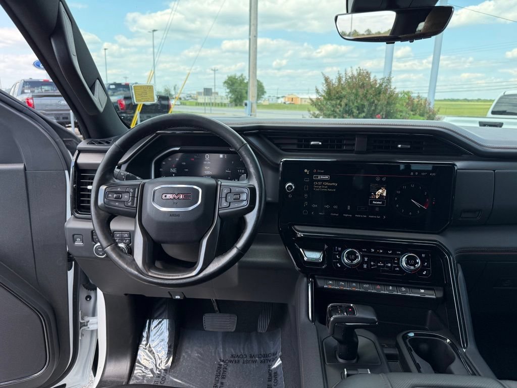 Used 2022 GMC Sierra 1500 AT4 w/ AT4 Premium Package AWD/4WD image 15