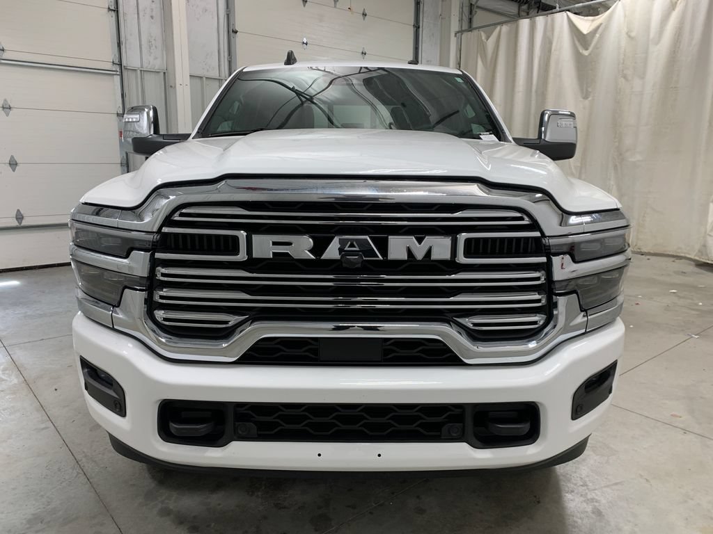 Used 2026 RAM 2500 Laramie AWD/4WD image 15