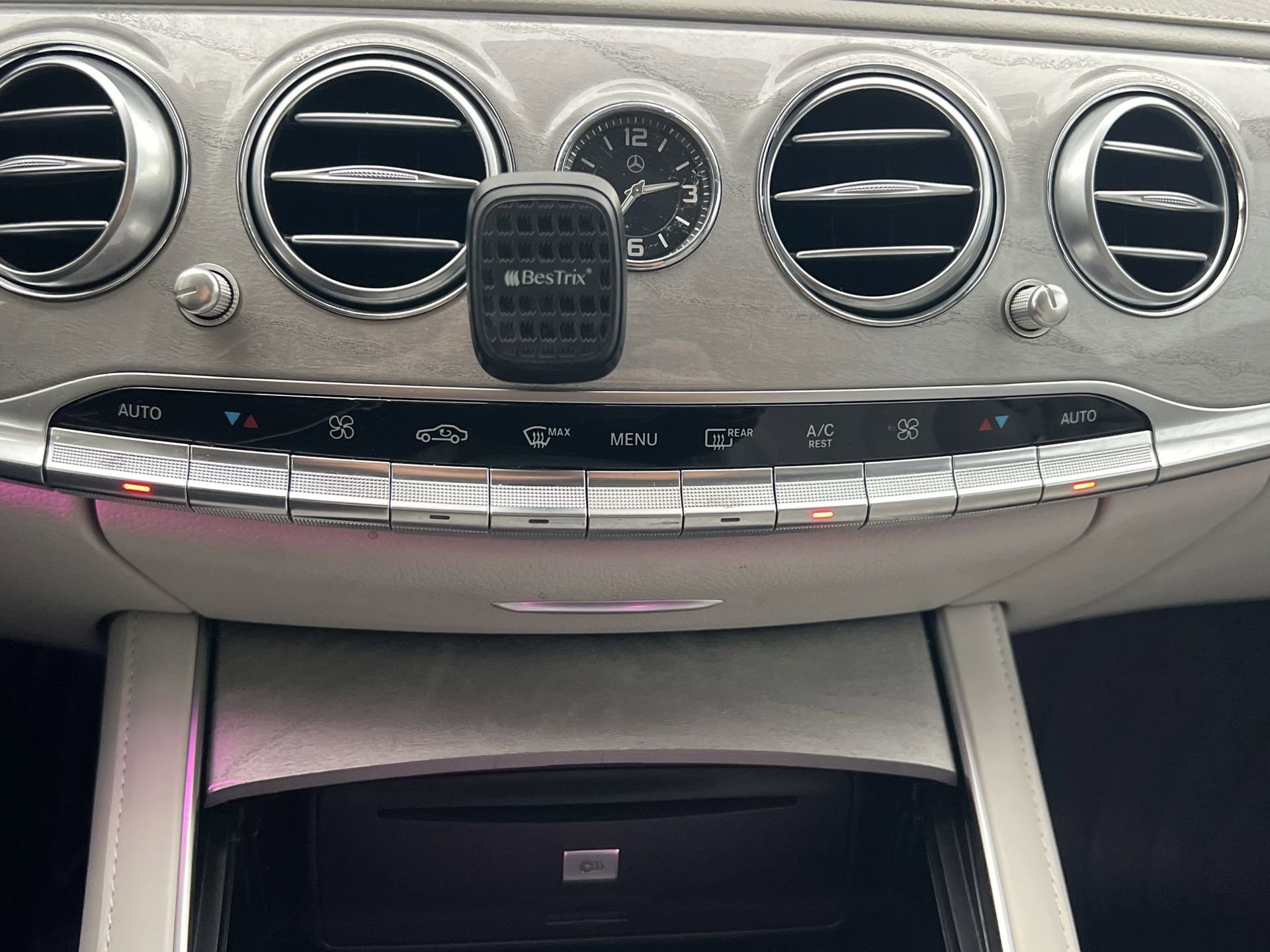 Used 2015 Mercedes-Benz S 550 Sedan image 9