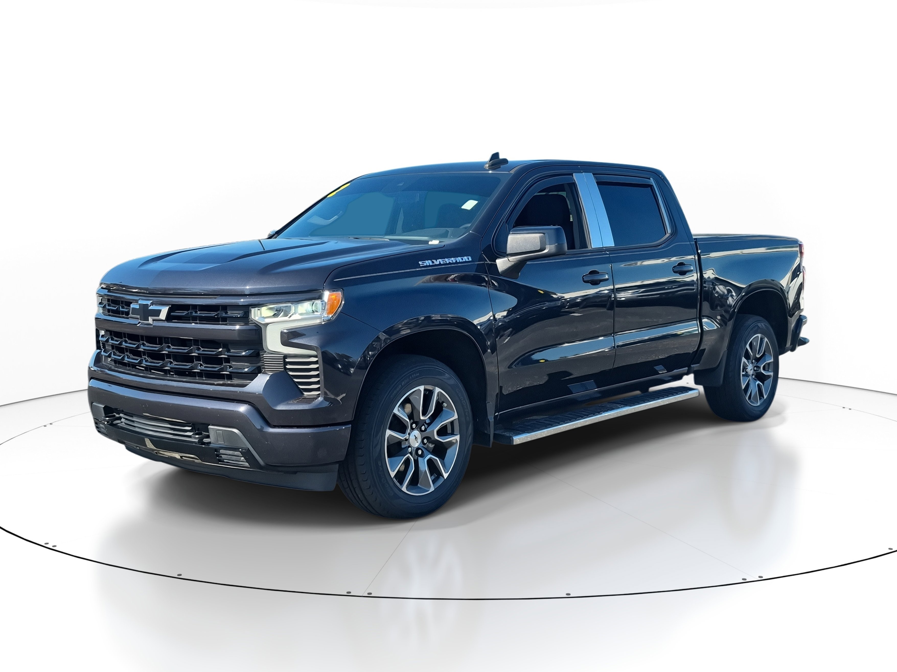 Used 2022 Chevrolet Silverado 1500 RST image 3
