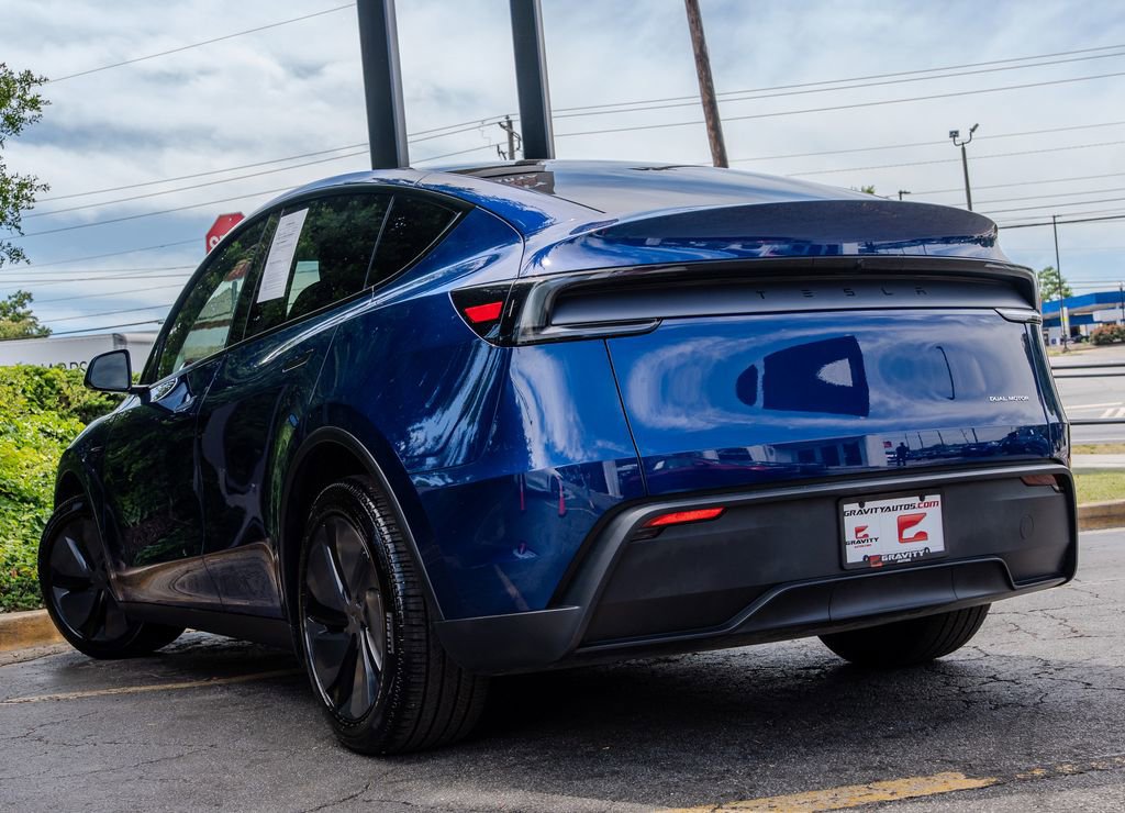 Used 2026 Tesla Model Y AWD image 22
