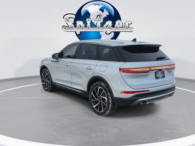 Used 2025 Lincoln Corsair Reserve image 7