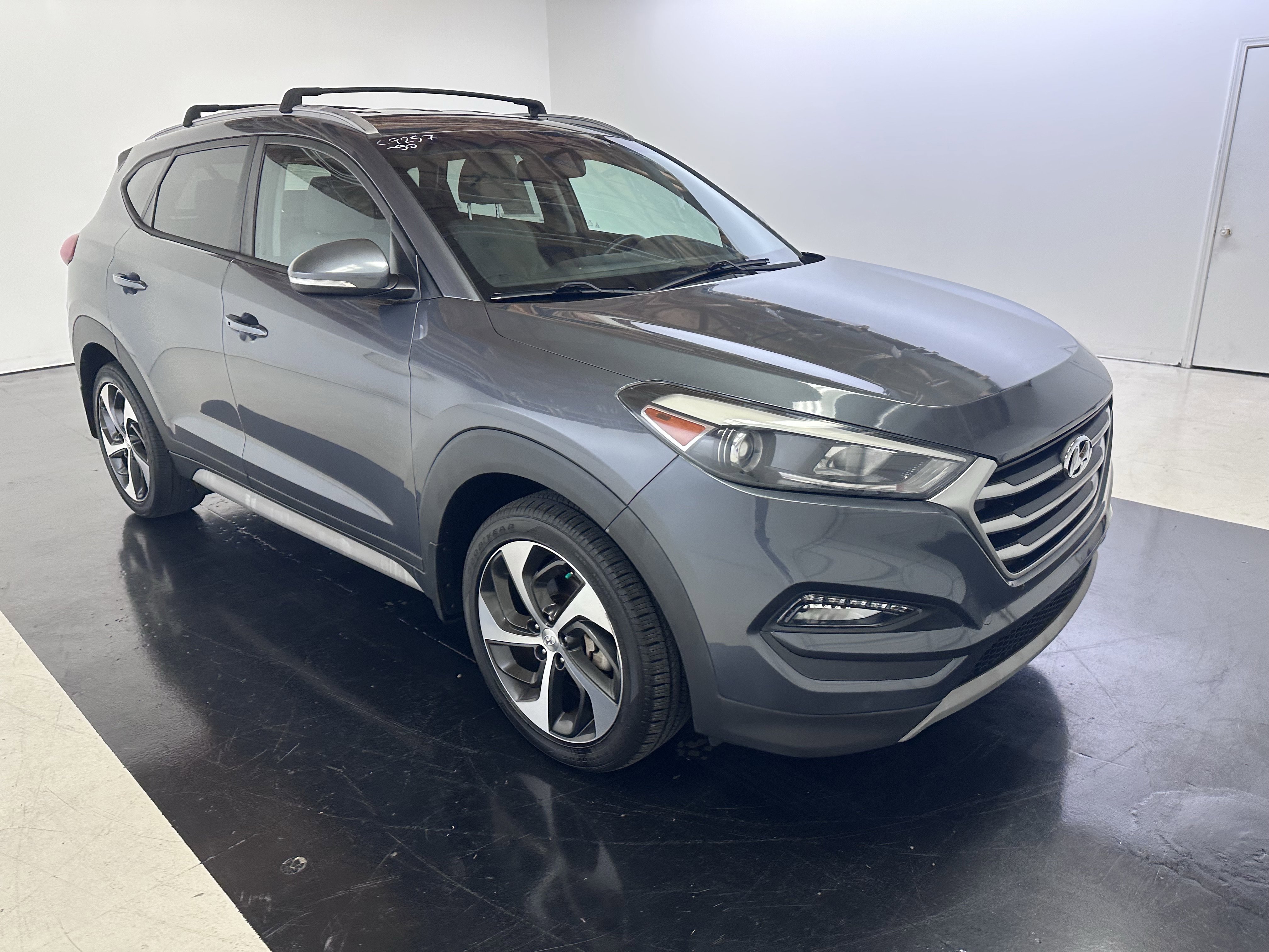 Used 2018 Hyundai Tucson Sport w/ Cargo Package image 5