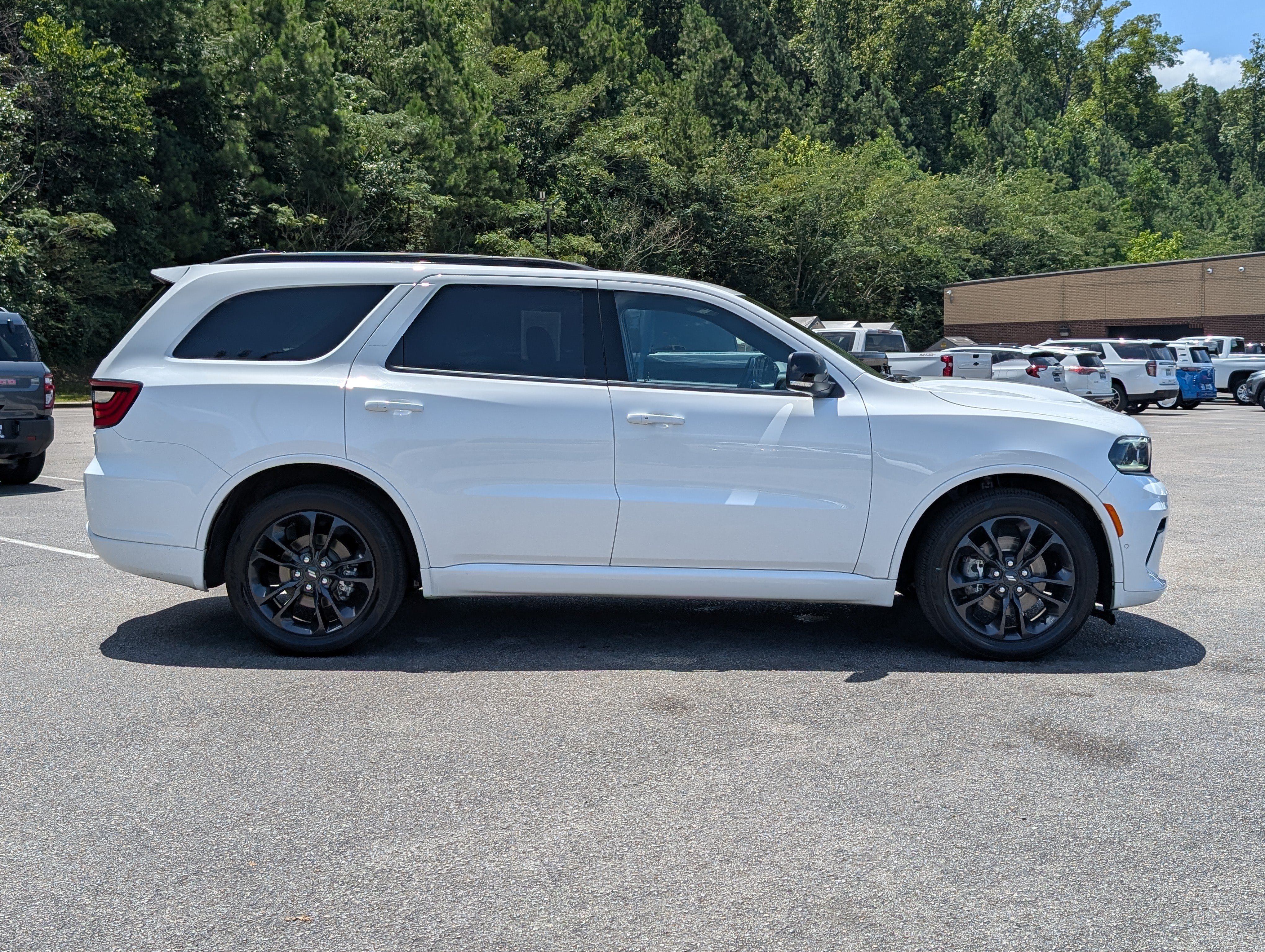 Used 2024 Dodge Durango R/T AWD/4WD image 10