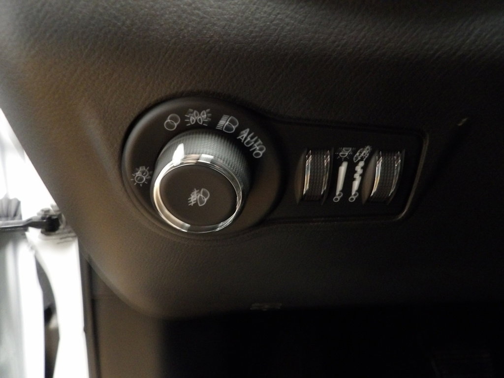 Used 2024 Jeep Compass Limited w/ Elite Group image 26