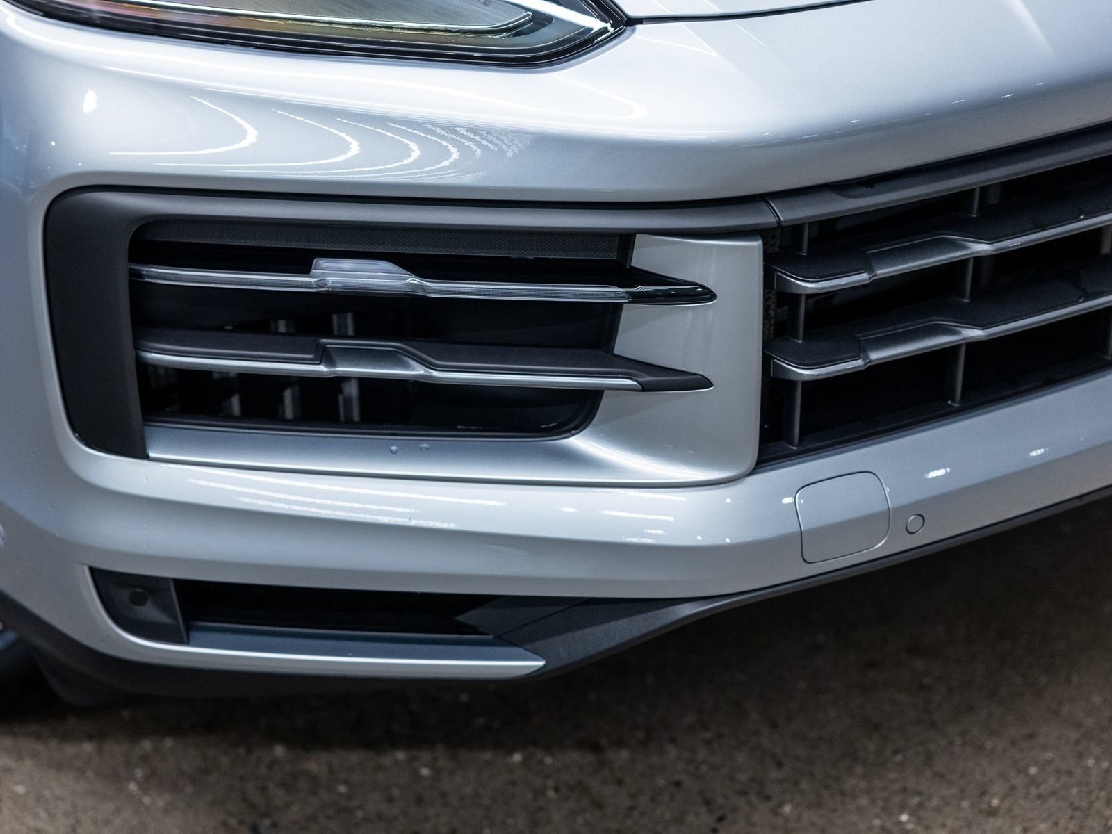 New 2026 Porsche Cayenne AWD/4WD image 17