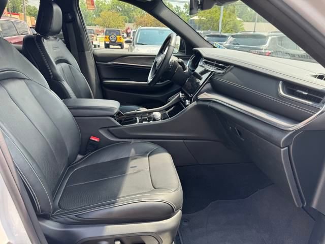 Used 2022 Jeep Grand Cherokee L Overland image 8