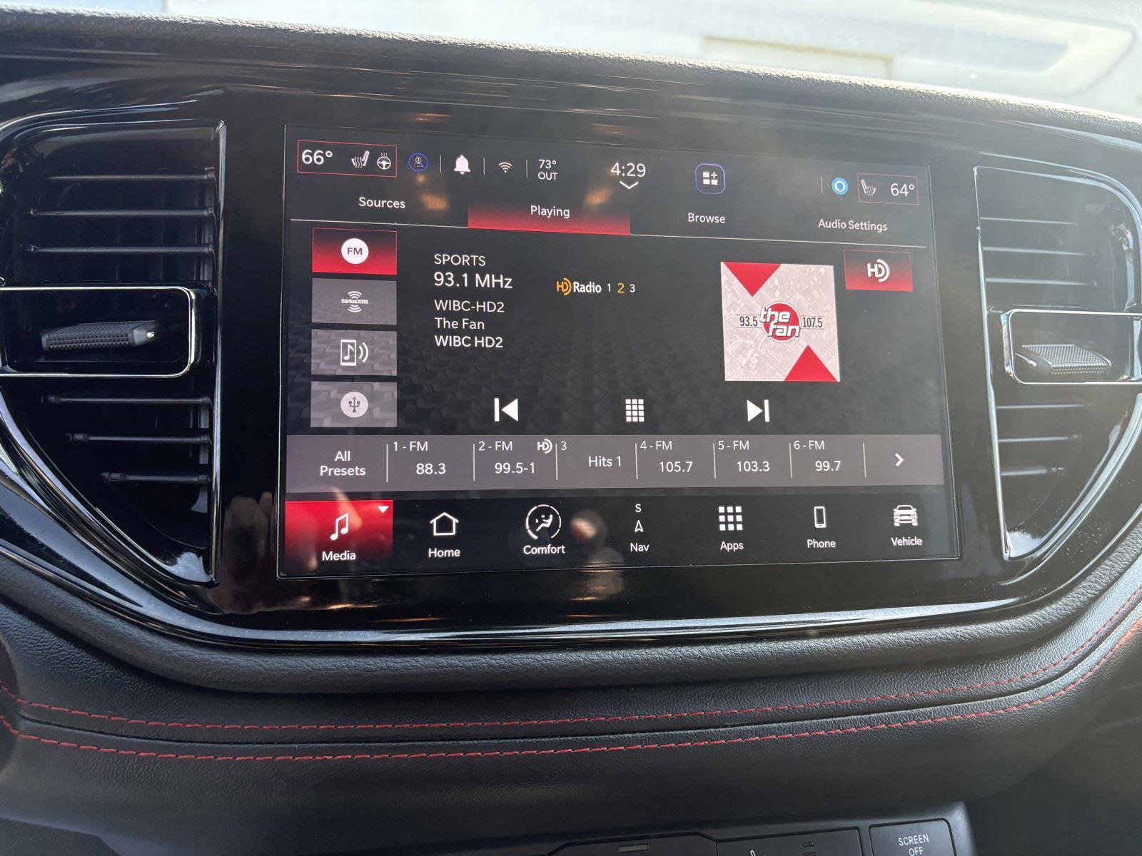 Used 2025 Dodge Durango GT AWD/4WD image 17