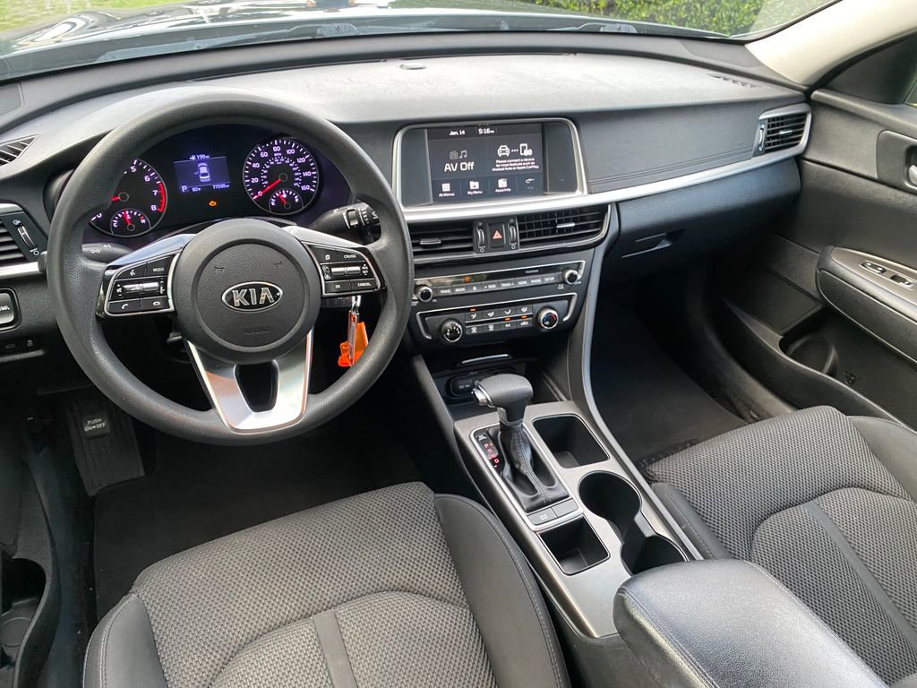 Used 2020 Kia Optima LX image 36