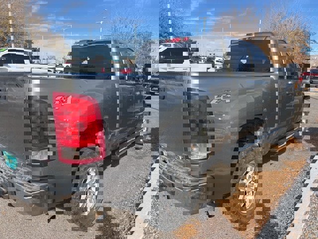 Used 2013 GMC Sierra 1500 SLE w/ Power Tech Package image 5