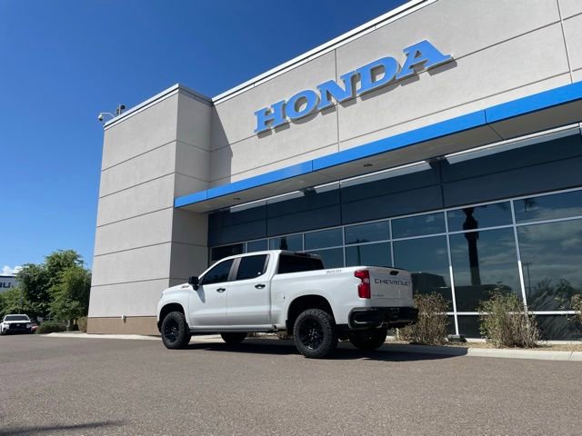 Used 2021 Chevrolet Silverado 1500 LT Trail Boss w/ Convenience Package II AWD/4WD image 17