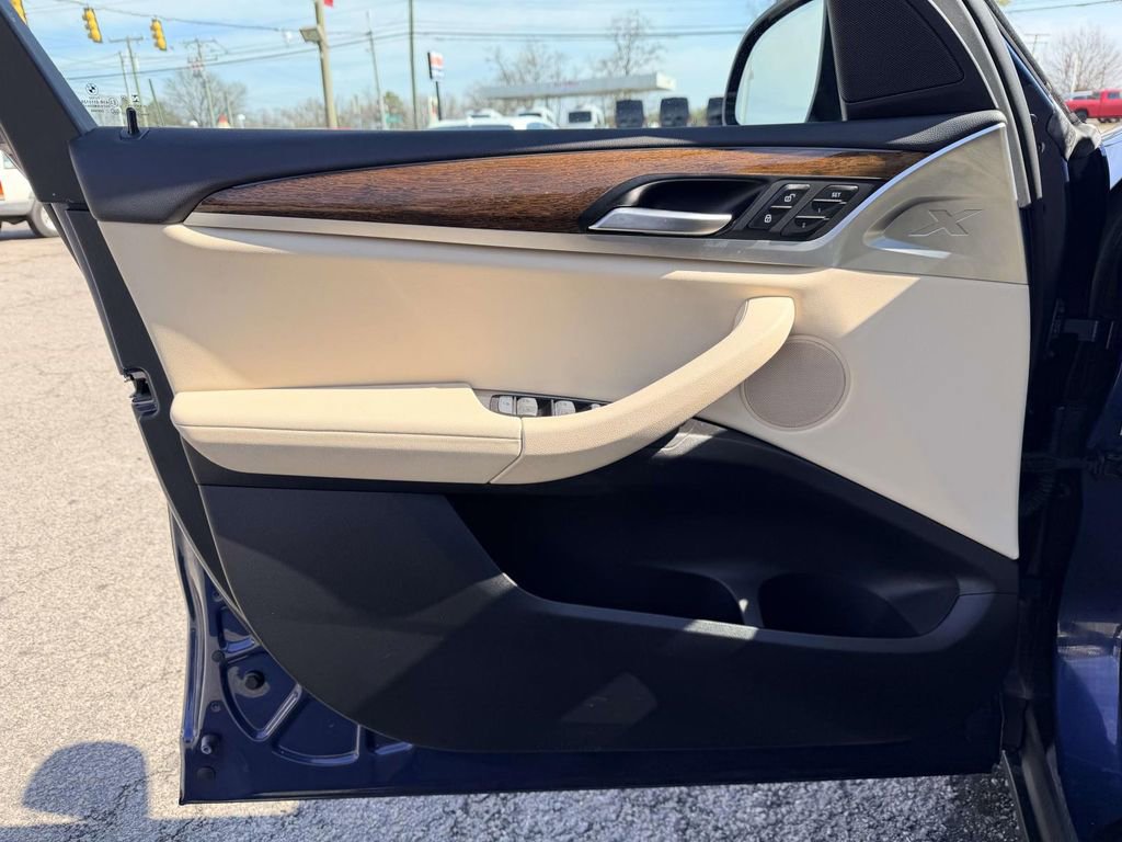 Used 2021 BMW X3 xDrive30i w/ Convenience Package image 17