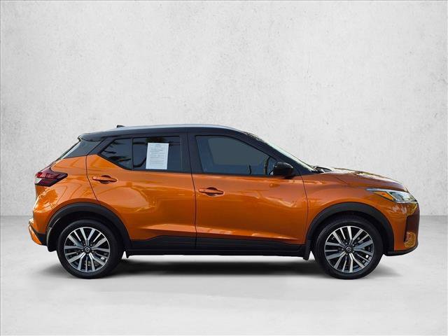Used 2021 Nissan Kicks SV FWD image 4