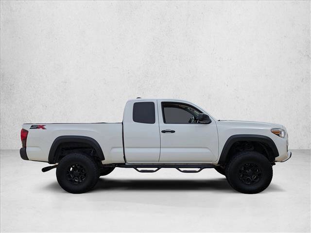 Used 2021 Toyota Tacoma SR w/ SX Package image 4