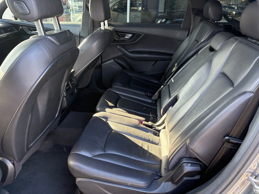 Used 2017 Audi Q7 3.0T Premium image 4