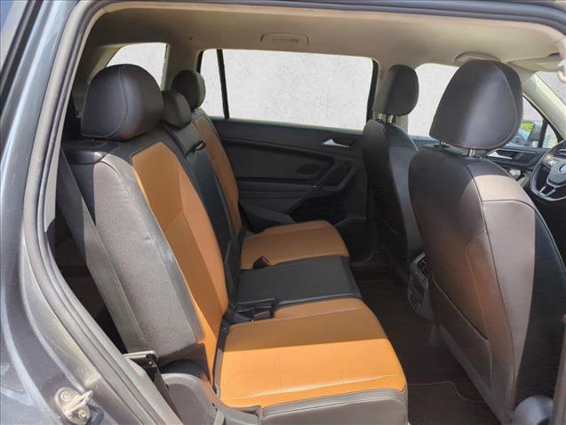 Used 2018 Volkswagen Tiguan SE FWD image 24