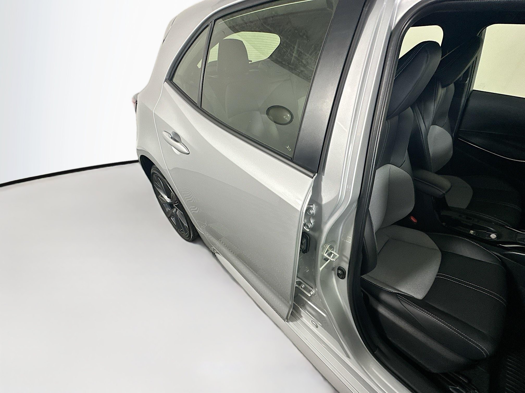 Certified 2026 Toyota Corolla XSE FWD image 28