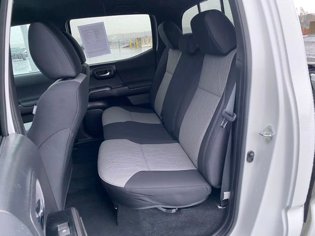 Used 2023 Toyota Tacoma TRD Off-Road image 17