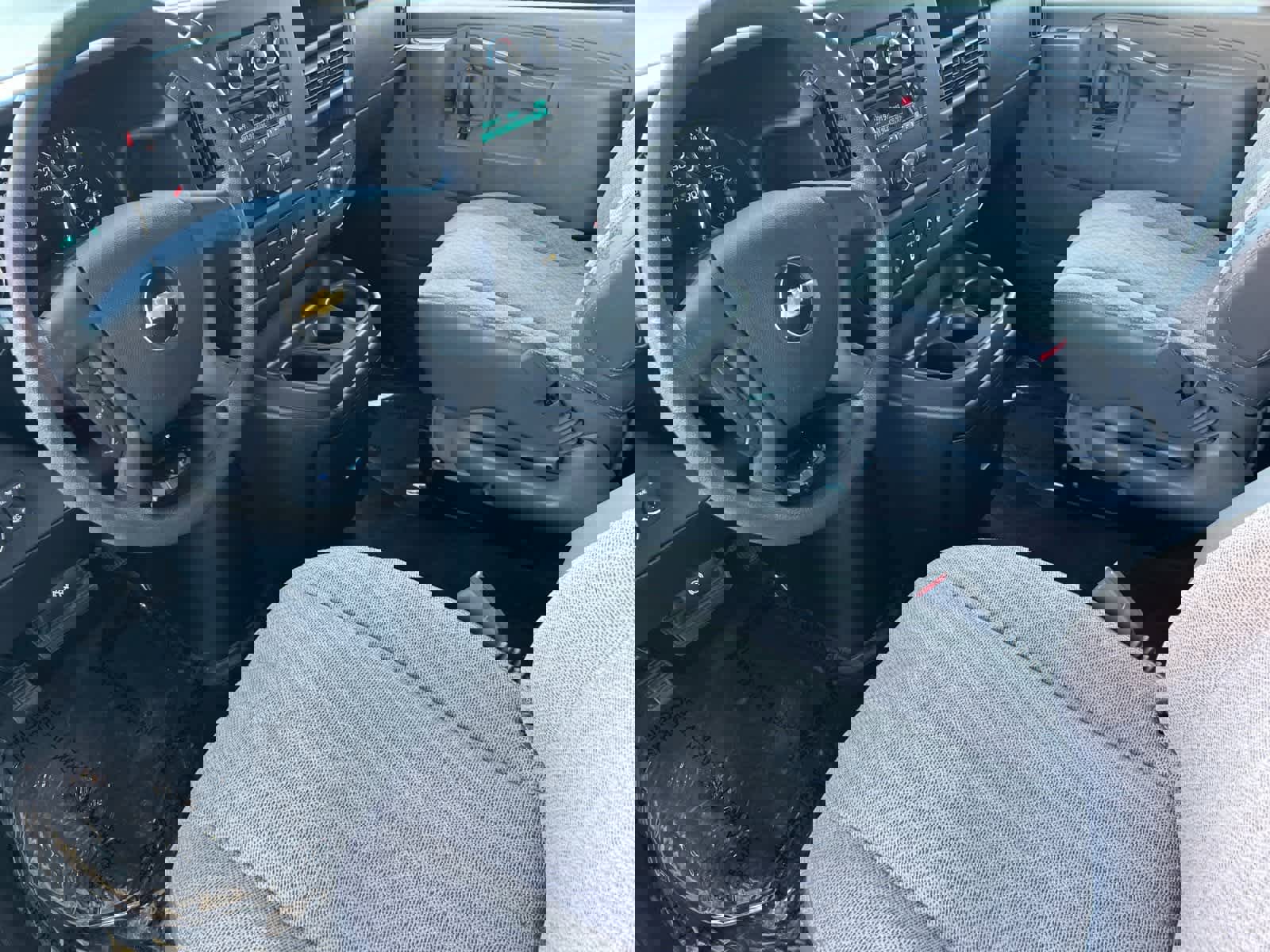 Used 2017 Chevrolet Express 3500 LT w/ LT Preferred Equipment Group image 12