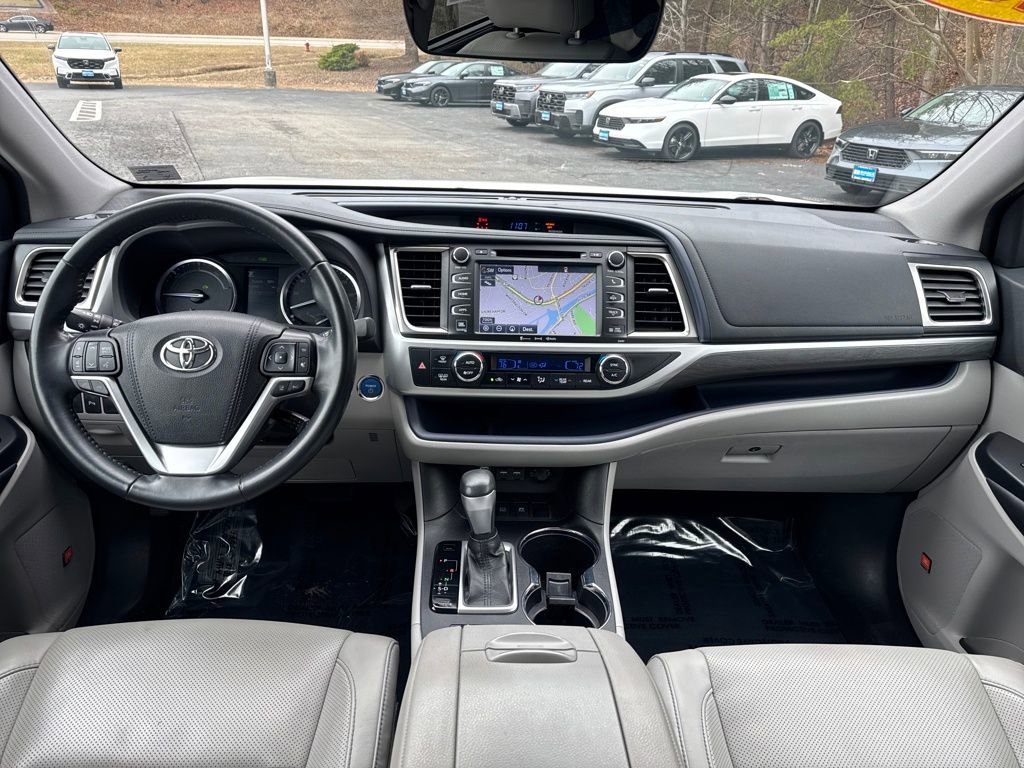 Used 2019 Toyota Highlander Limited image 15