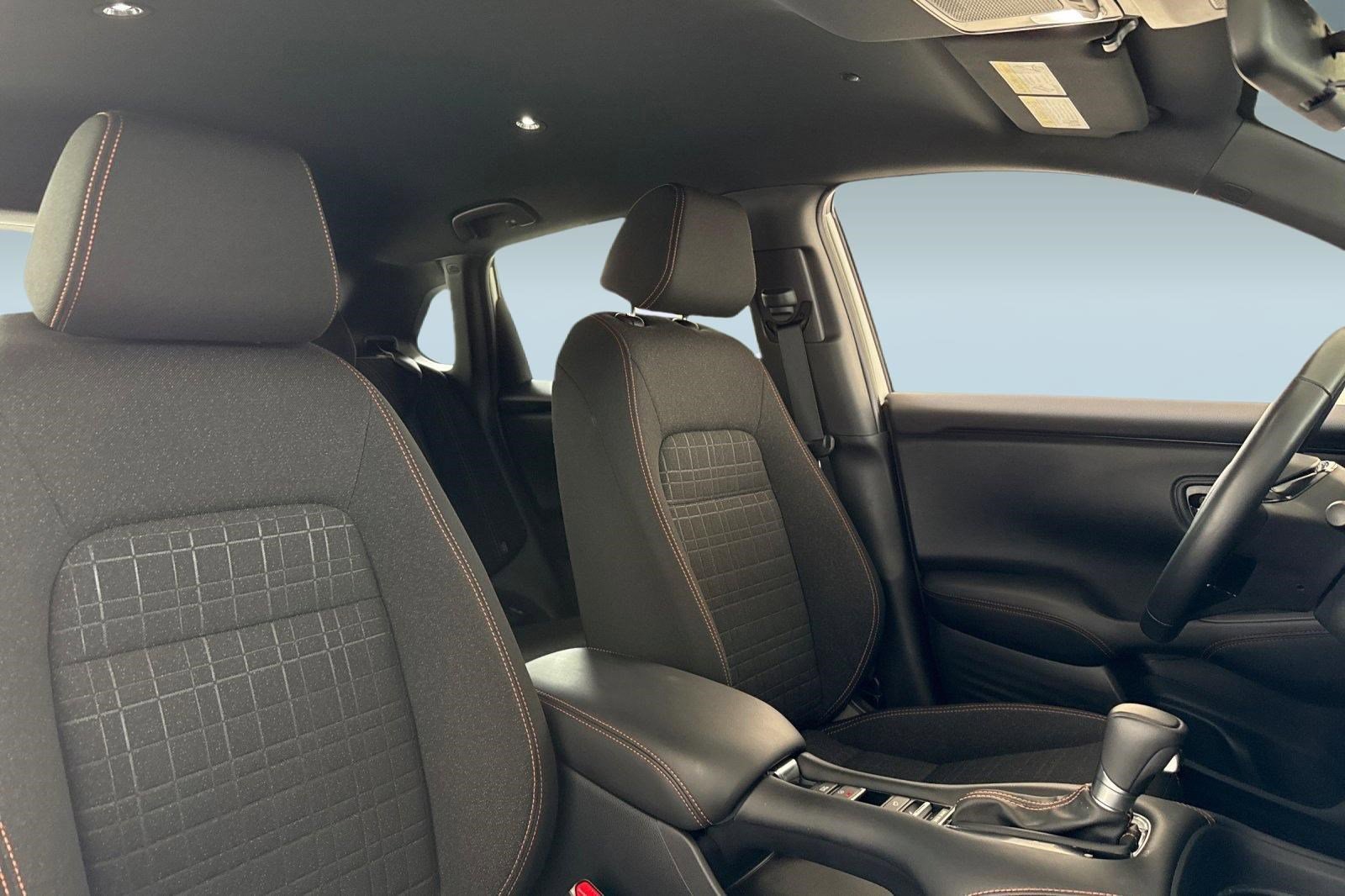 Certified 2025 Honda HR-V Sport image 30