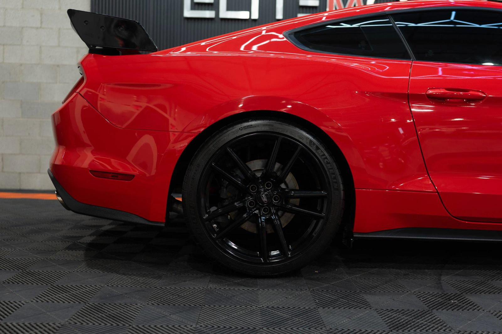 Used 2016 Ford Mustang GT Premium w/ GT Performance Package RWD image 14