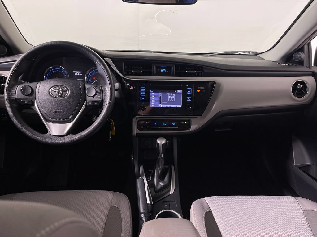 Used 2017 Toyota Corolla LE w/ Carpet Mat Package (TMS) FWD image 14