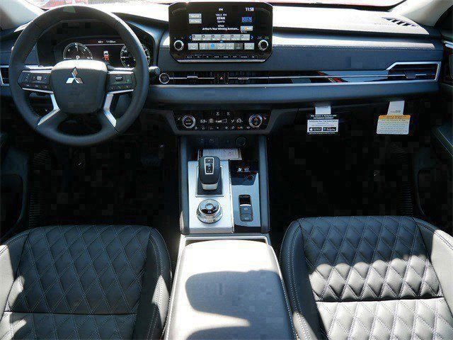New 2025 Mitsubishi Outlander SEL image 7