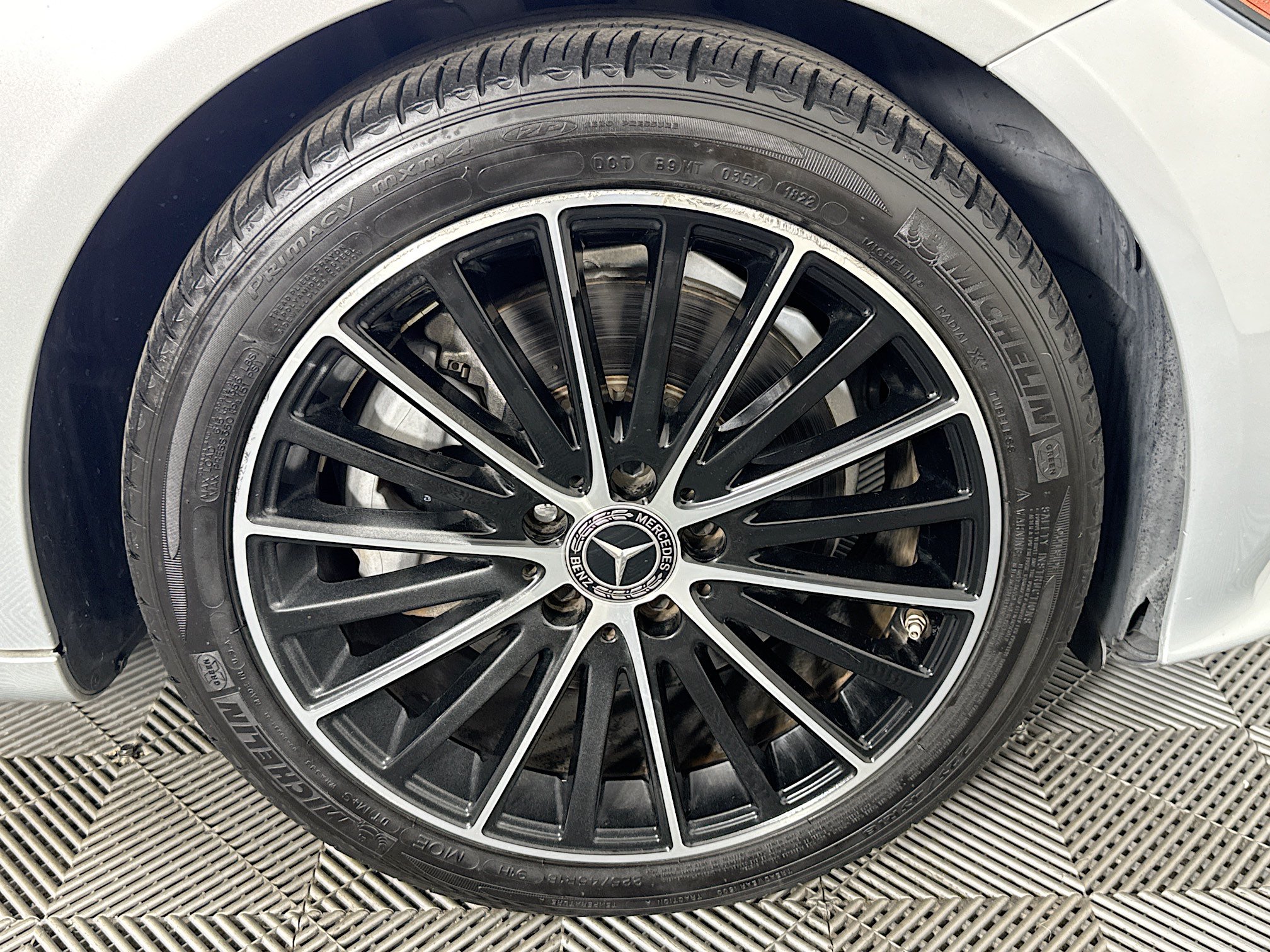 Used 2019 Mercedes-Benz C 300 Sedan w/ Premium Package image 29