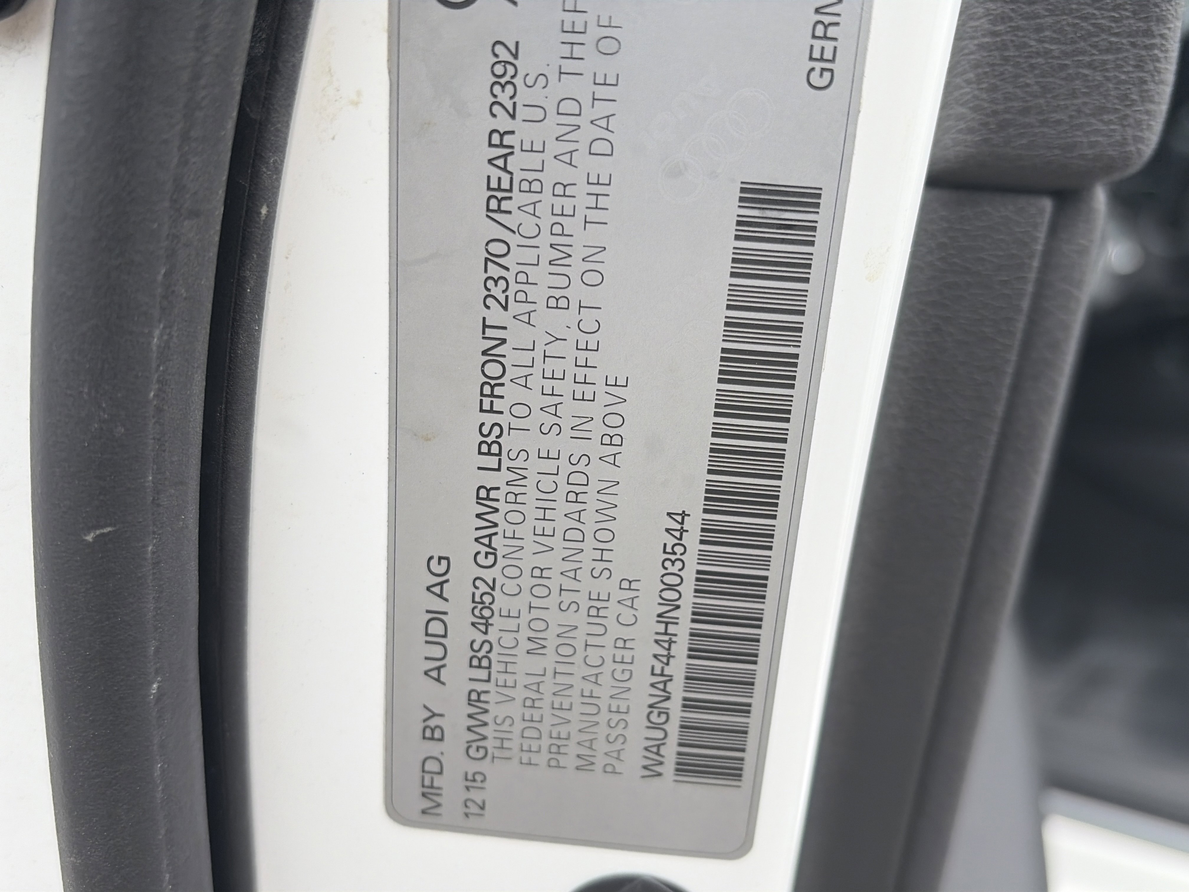 Used 2017 Audi A4 2.0T Premium FWD image 34