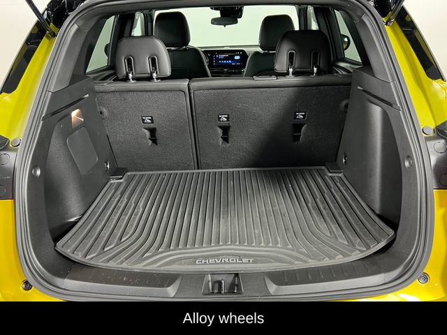 Used 2025 Chevrolet TrailBlazer RS w/ Driver Confidence Package FWD image 17