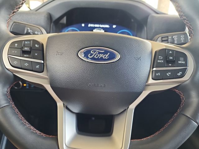 Used 2025 Ford Explorer Active RWD image 15