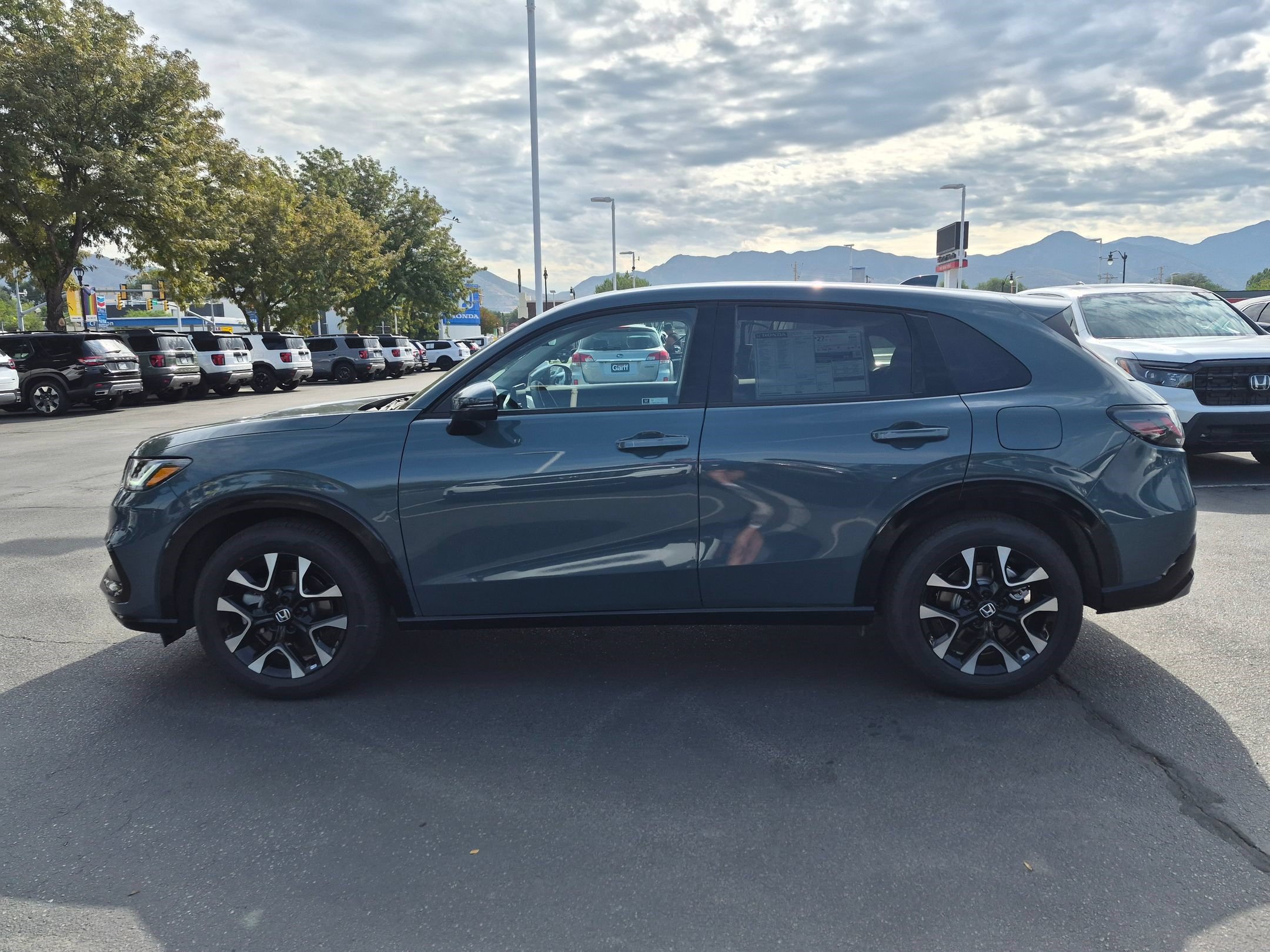 New 2027 Honda HR-V EX-L image 9