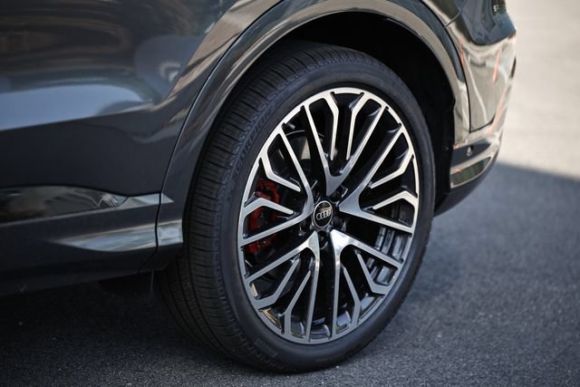 New 2026 Audi SQ5 Prestige AWD/4WD image 8