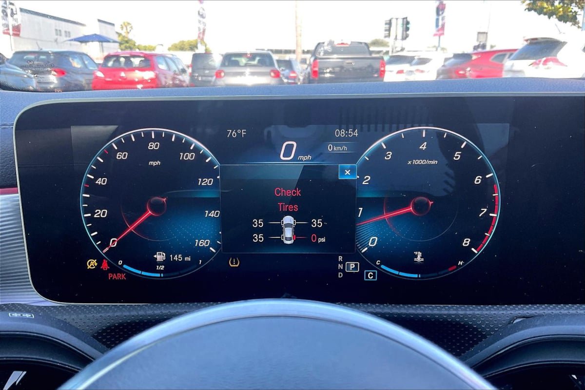 Used 2020 Mercedes-Benz CLA 250 image 20