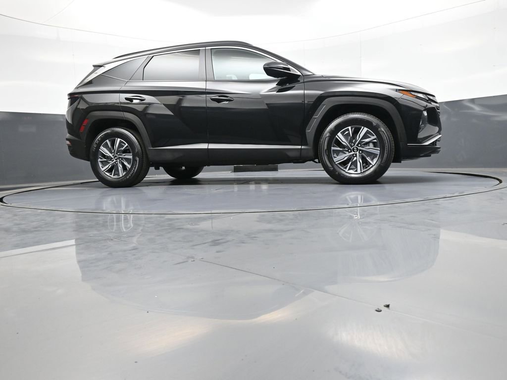 Used 2023 Hyundai Tucson Blue AWD/4WD image 28