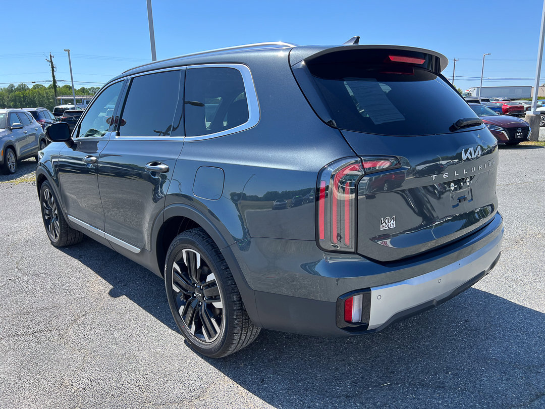 Used 2024 Kia Telluride SX AWD/4WD image 3
