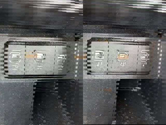 Used 2022 Kia Sorento LX FWD image 18