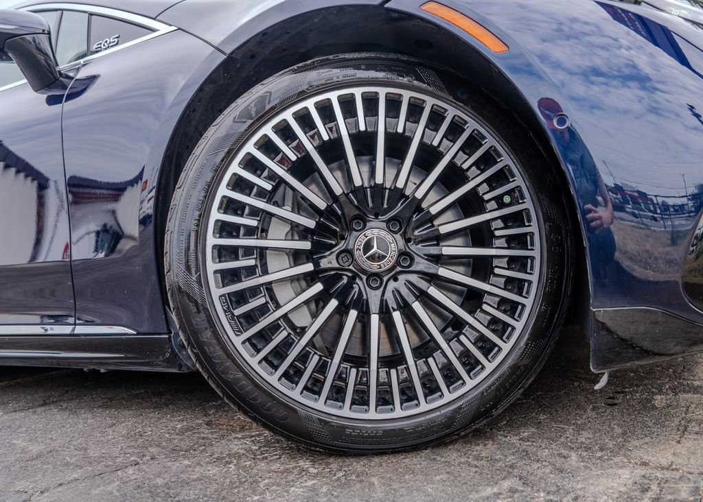 Used 2023 Mercedes-Benz EQS 580 4MATIC Sedan image 11