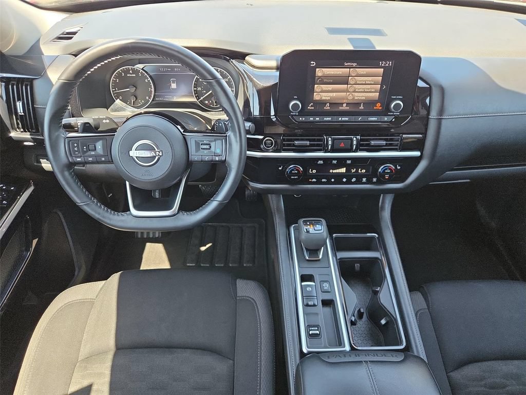 Used 2022 Nissan Pathfinder SV FWD image 12