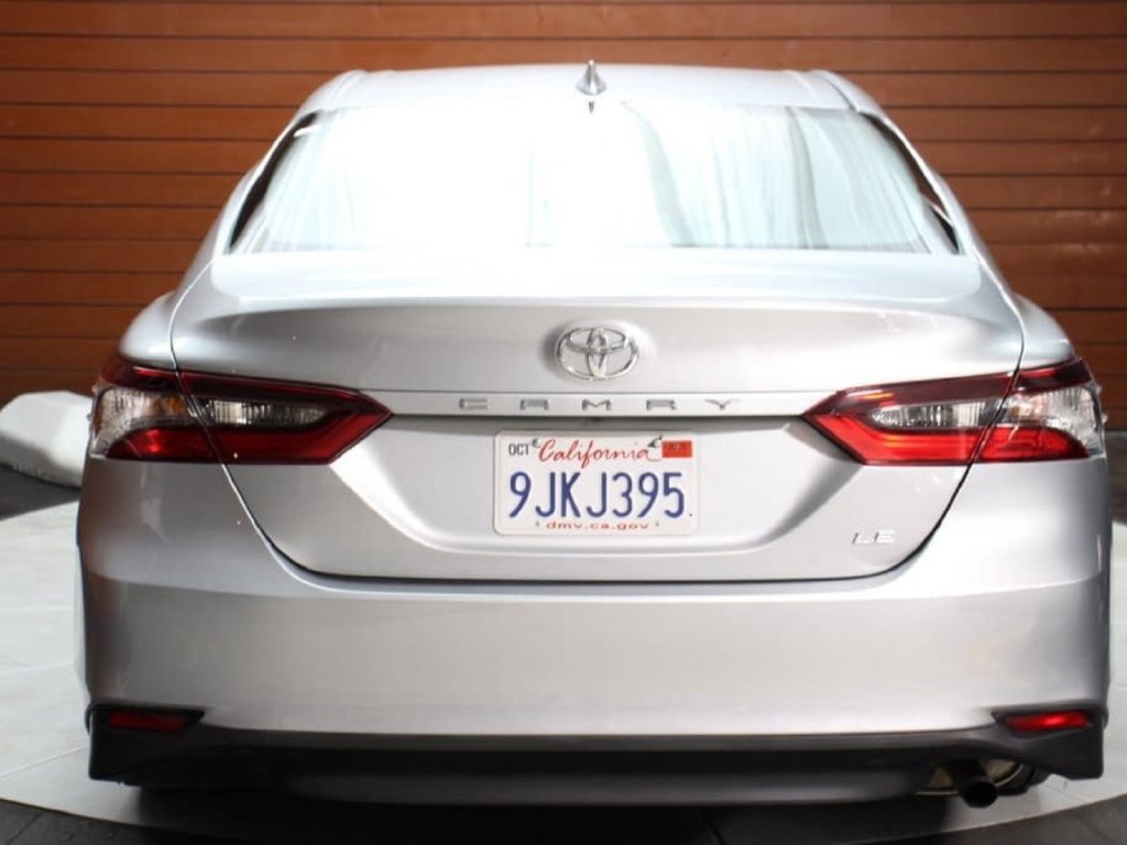 Used 2024 Toyota Camry LE FWD image 2