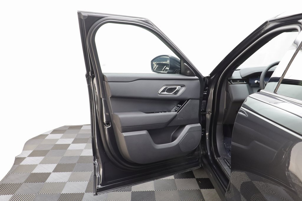 New 2026 Land Rover Range Rover Velar S image 5