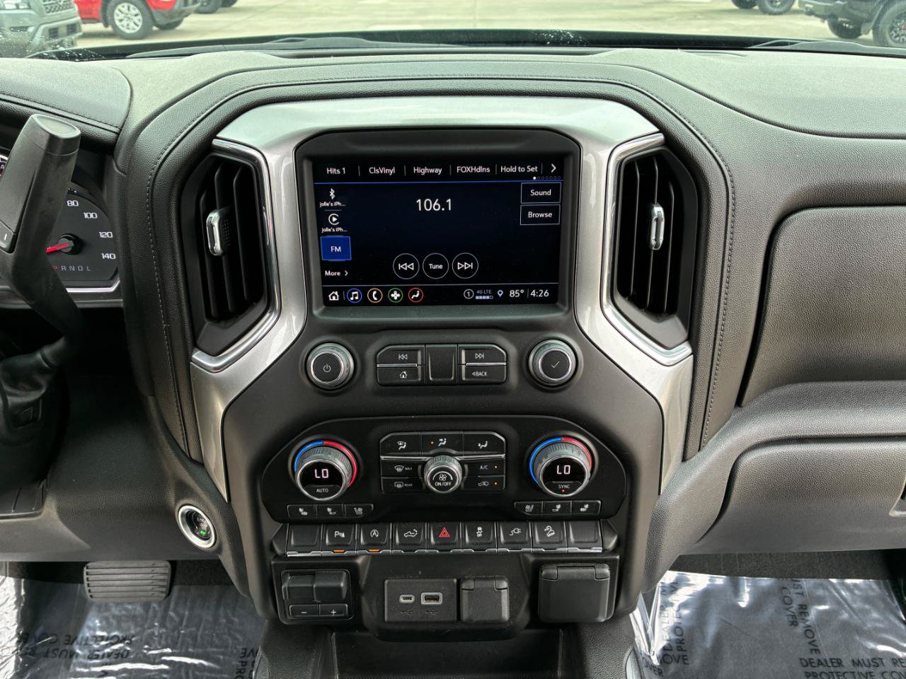 Used 2022 Chevrolet Silverado 1500 LTZ w/ Z71 Off-Road Package AWD/4WD image 20